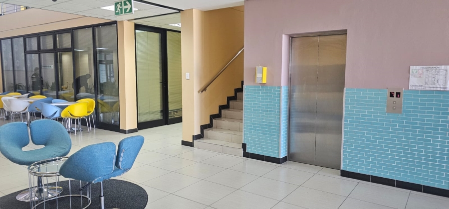 To Let commercial Property for Rent in Vincent Eastern Cape
